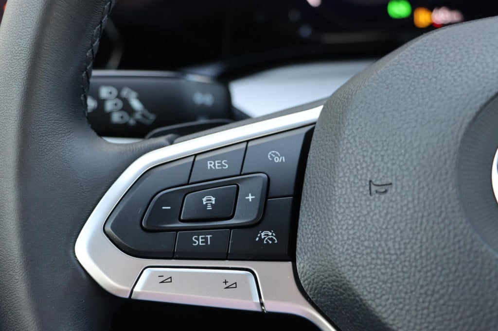 Volkswagen Golf variant 1.0 etsi life 110pk dsg7