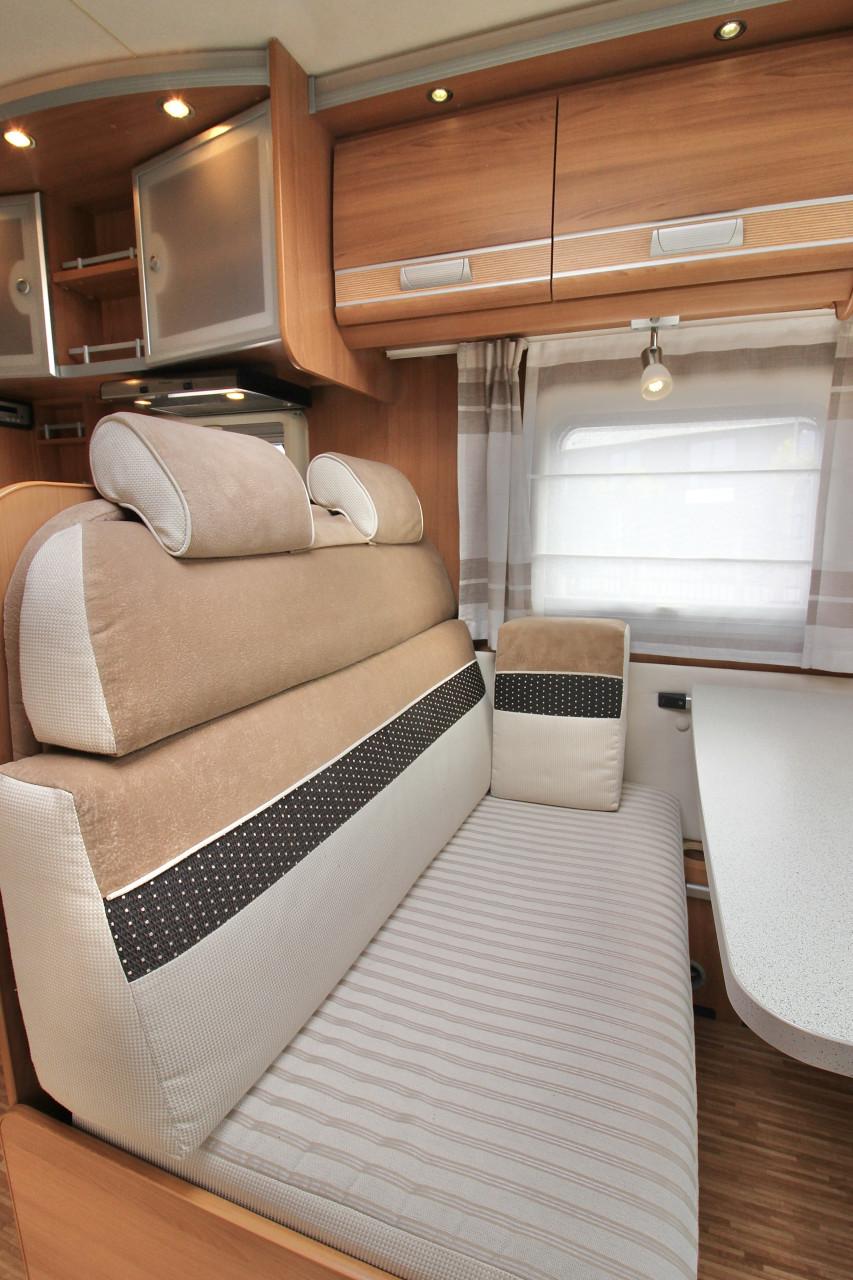 Dethleffs Advantage T6501 (Vast lengtebed, In nieuwstaat!!!)