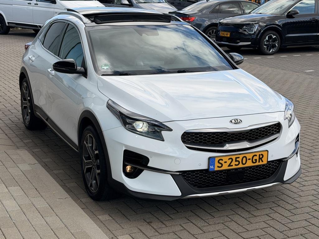 Kia Xceed 1.6 t-gdi executiveline | design pack | pano | acc | memory | sto