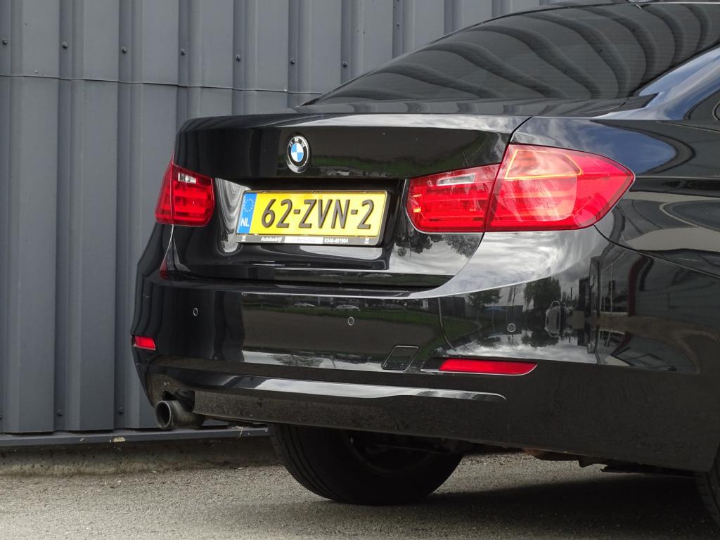 BMW 3-serie 316i upgrade edition automaat | leder | schuif-/kanteldank | xe