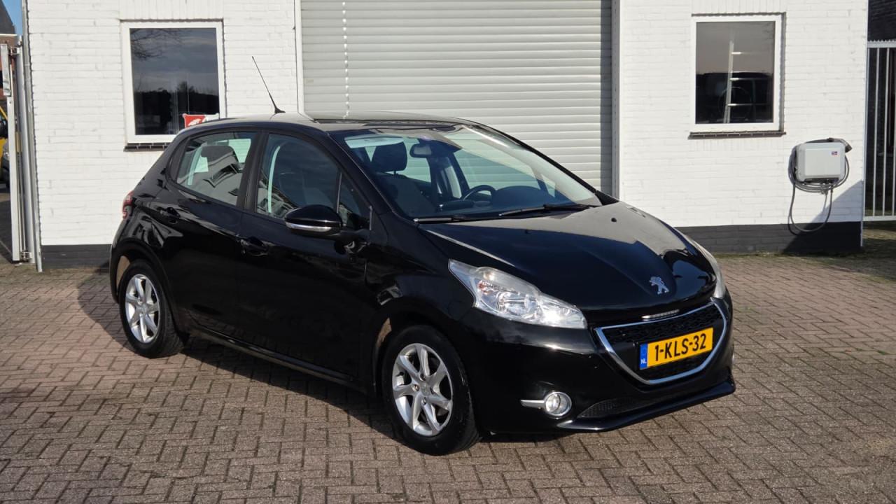Peugeot 208 1.2 VTi Envy| N.A.P | NETTE AUTO