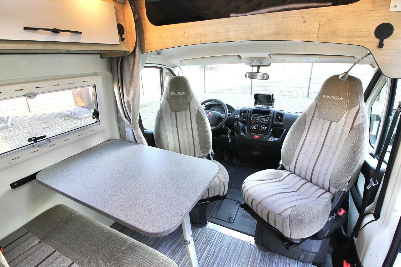 Roller Team Livingstone (Vast bed, 77.000KM, met véél opties!!!)