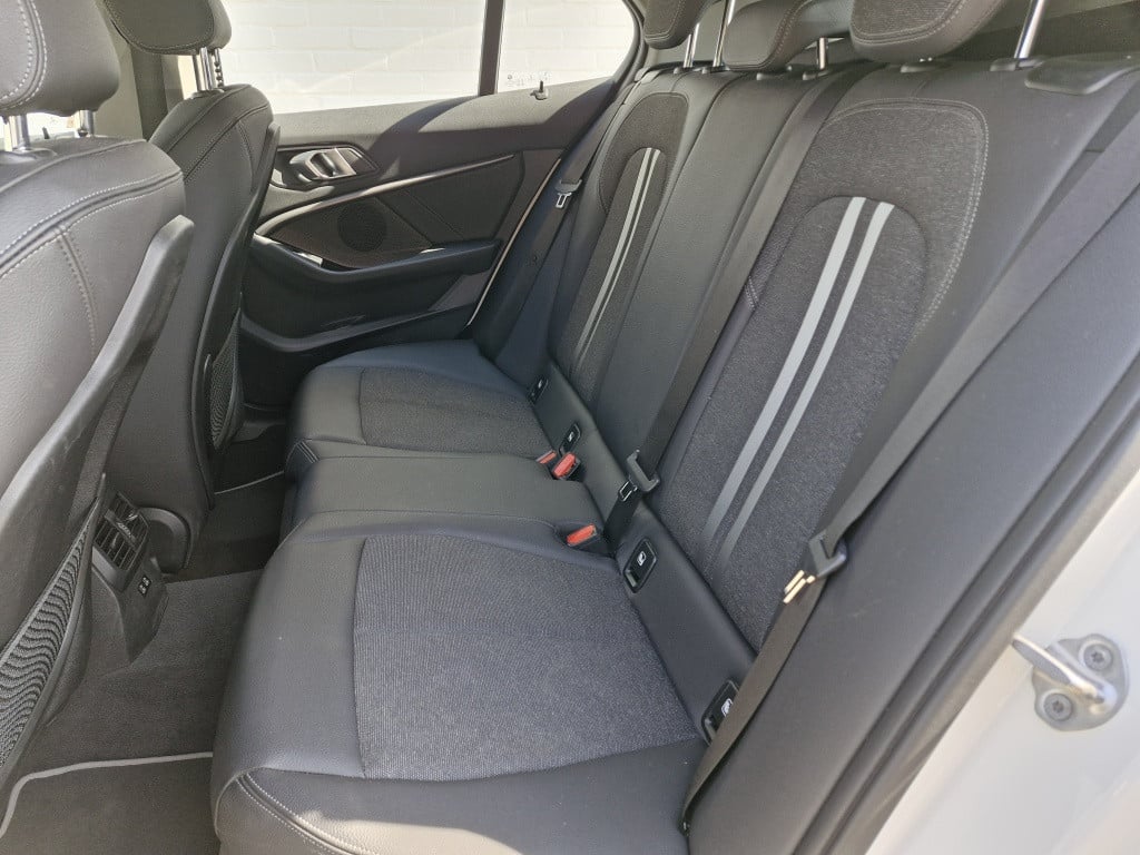 BMW 1 Serie 118i executive edition | sport line pakket | bmw led