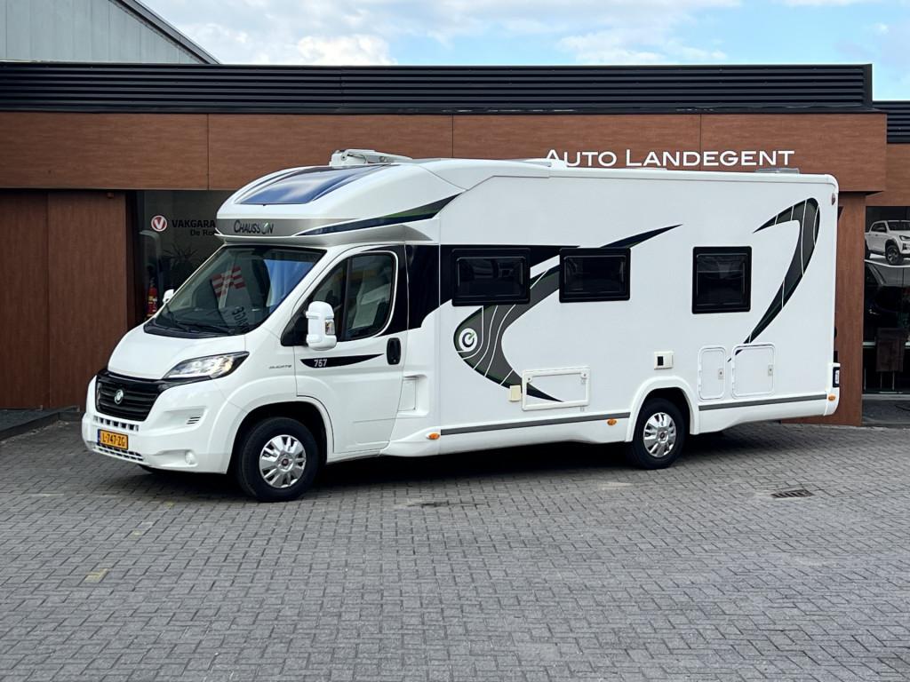 Chausson Onbekend 757 welcome | 2 enkele bedden + 1 groot bed | camera | tv
