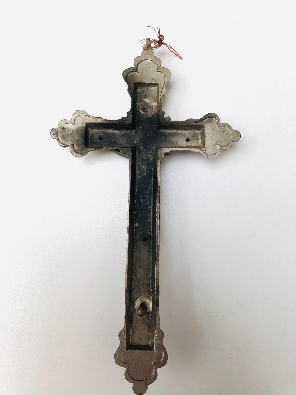 Mooie gedetailleerde metalen brocante crucifix / kruisbeeld