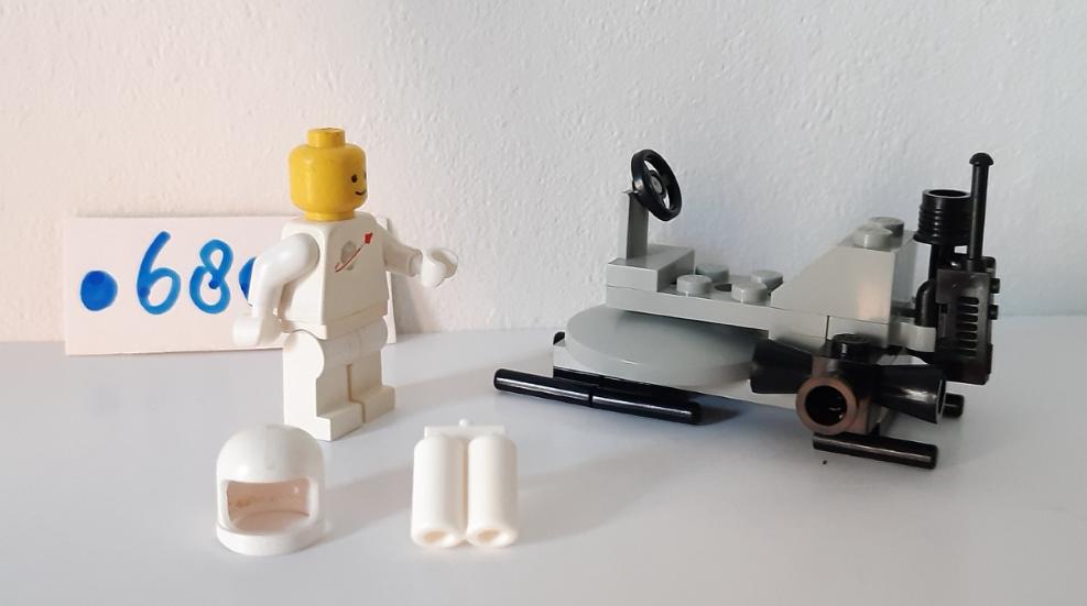 Lego Classic Space 6801: Space Scooter
