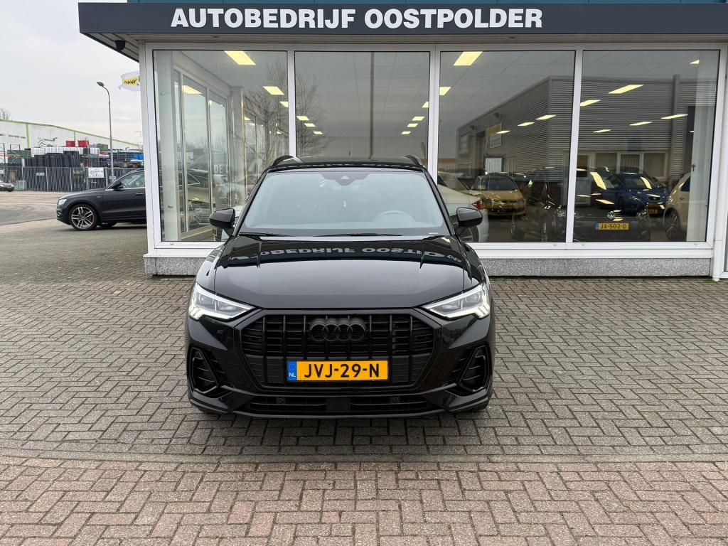 Audi Q3 45 tfsi e s edition