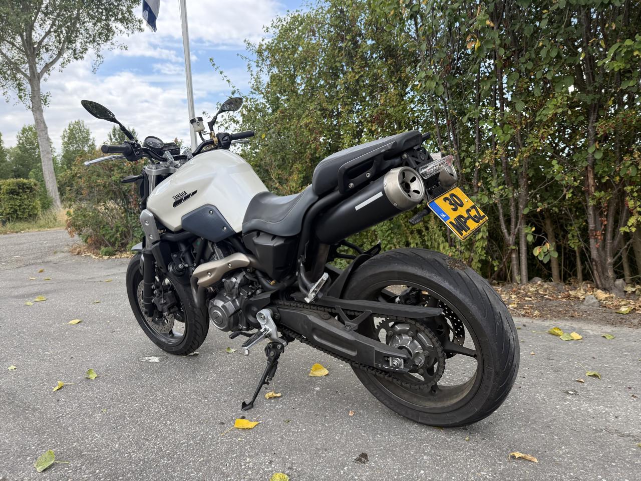 Yamaha mt-03