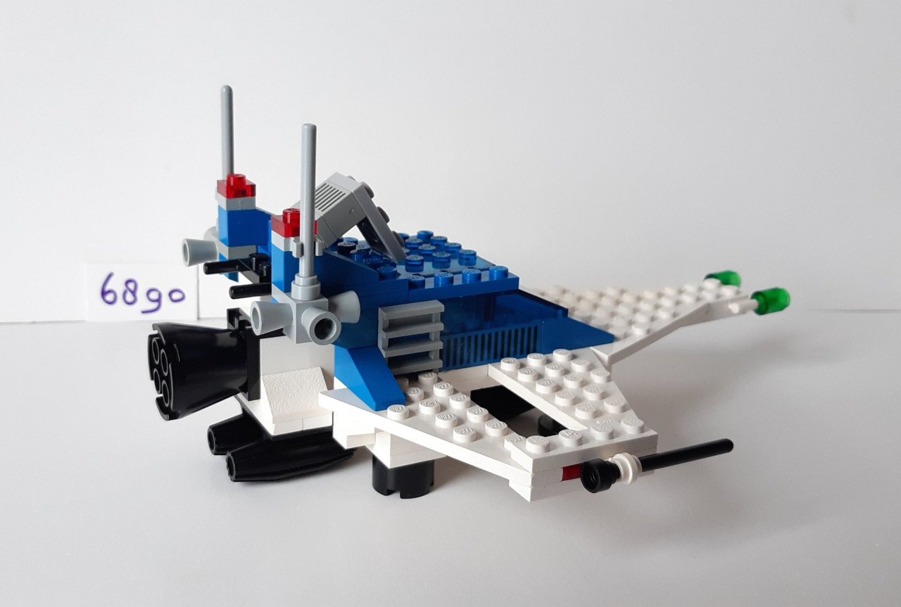 LEGO classic space 6890: Cosmic Cruiser