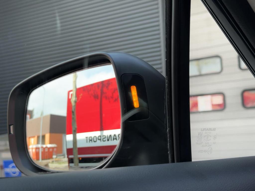 Subaru Outback 2.5i premium nl-auto incl. trekhaak afneembaar!