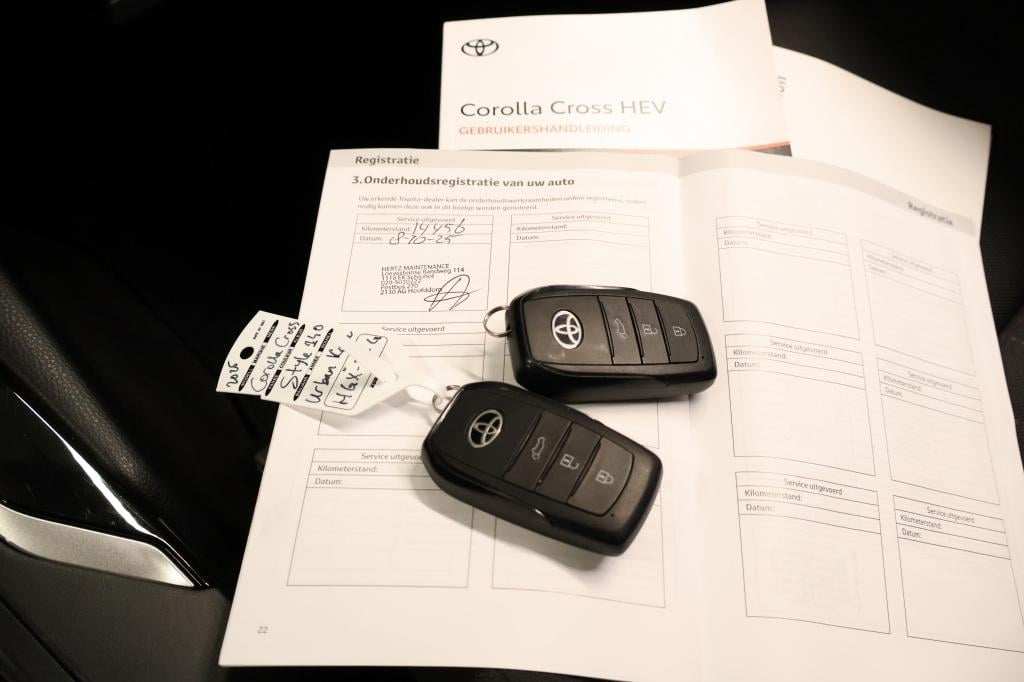 Toyota Corolla Cross hybrid 140 style