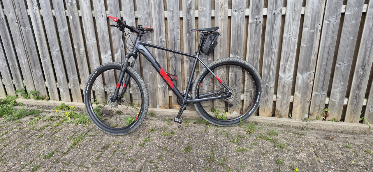 Mooie cube moutain bike 29 inch