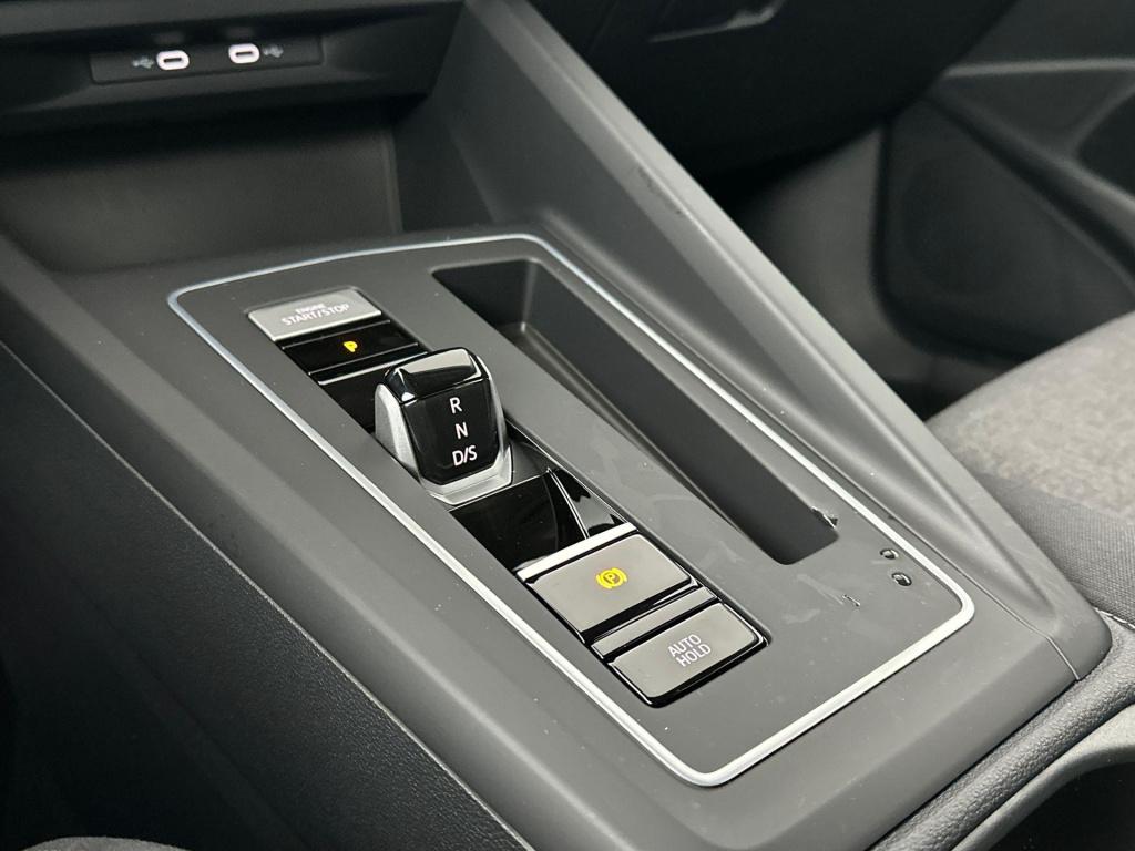 Volkswagen Golf golf life edition 204 pk plug in hybride