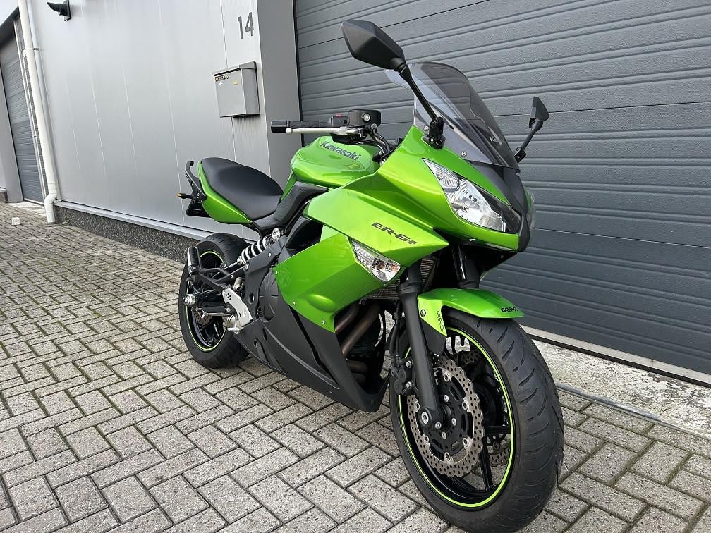Kawasaki ER6-F ABS uit 2010 met slechts 15 dkm! Mooie toer/sportmotor €4450