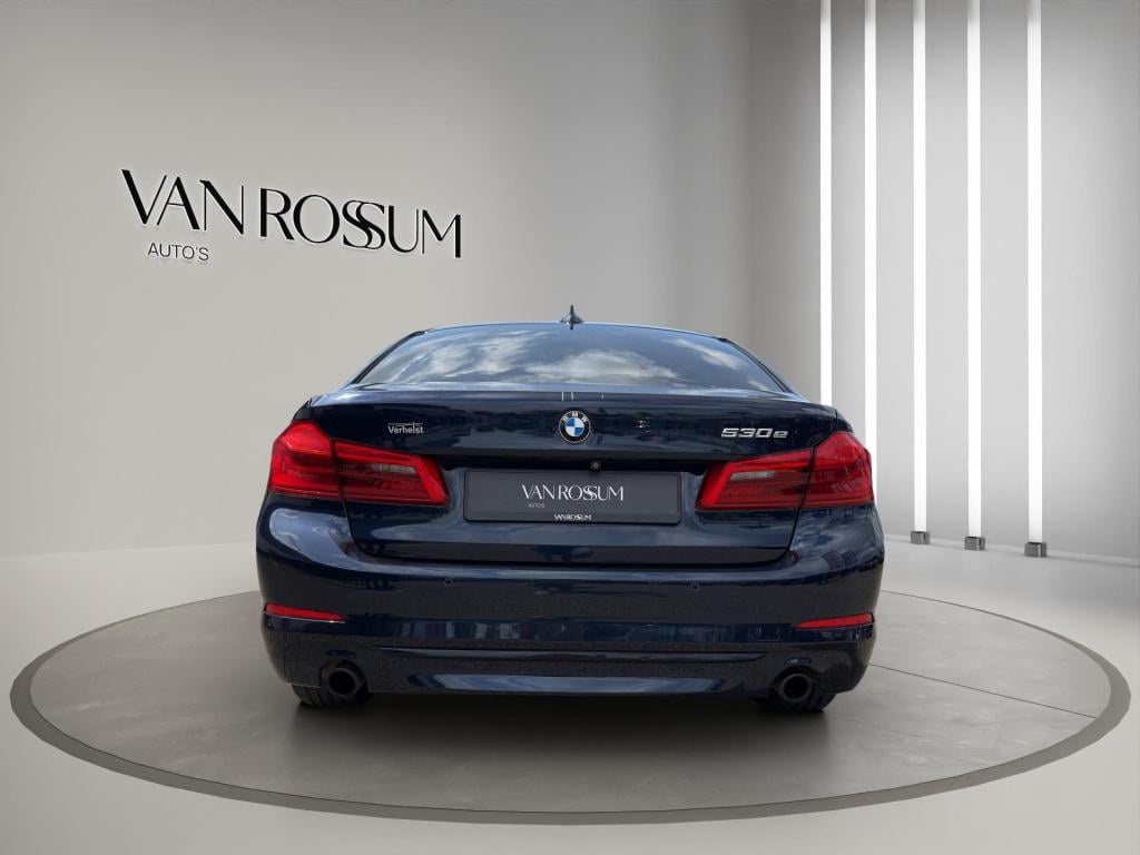 BMW 5 Serie 530 e iperformance | leder | sportstoelen | sfeer | camera | pa