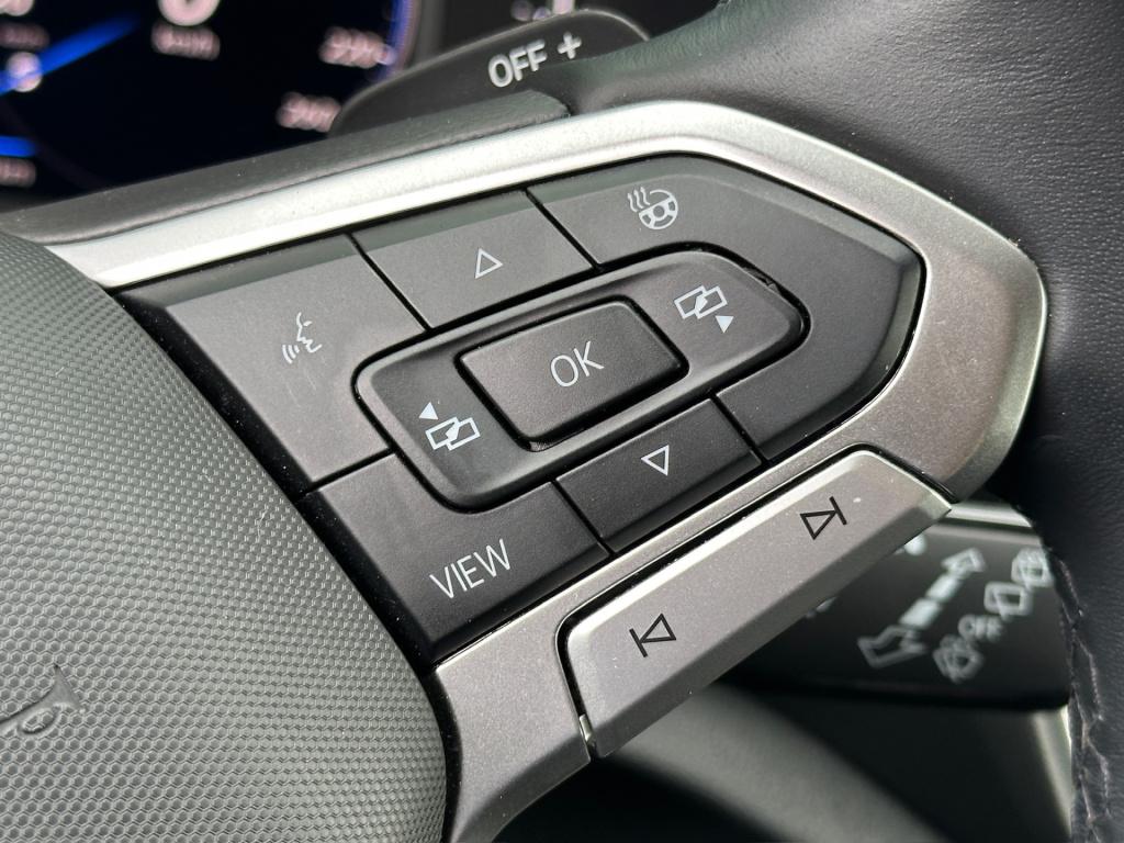 Volkswagen T-roc 1.5 tsi 150pk dsg r-line | camera | keyless | elek. achter