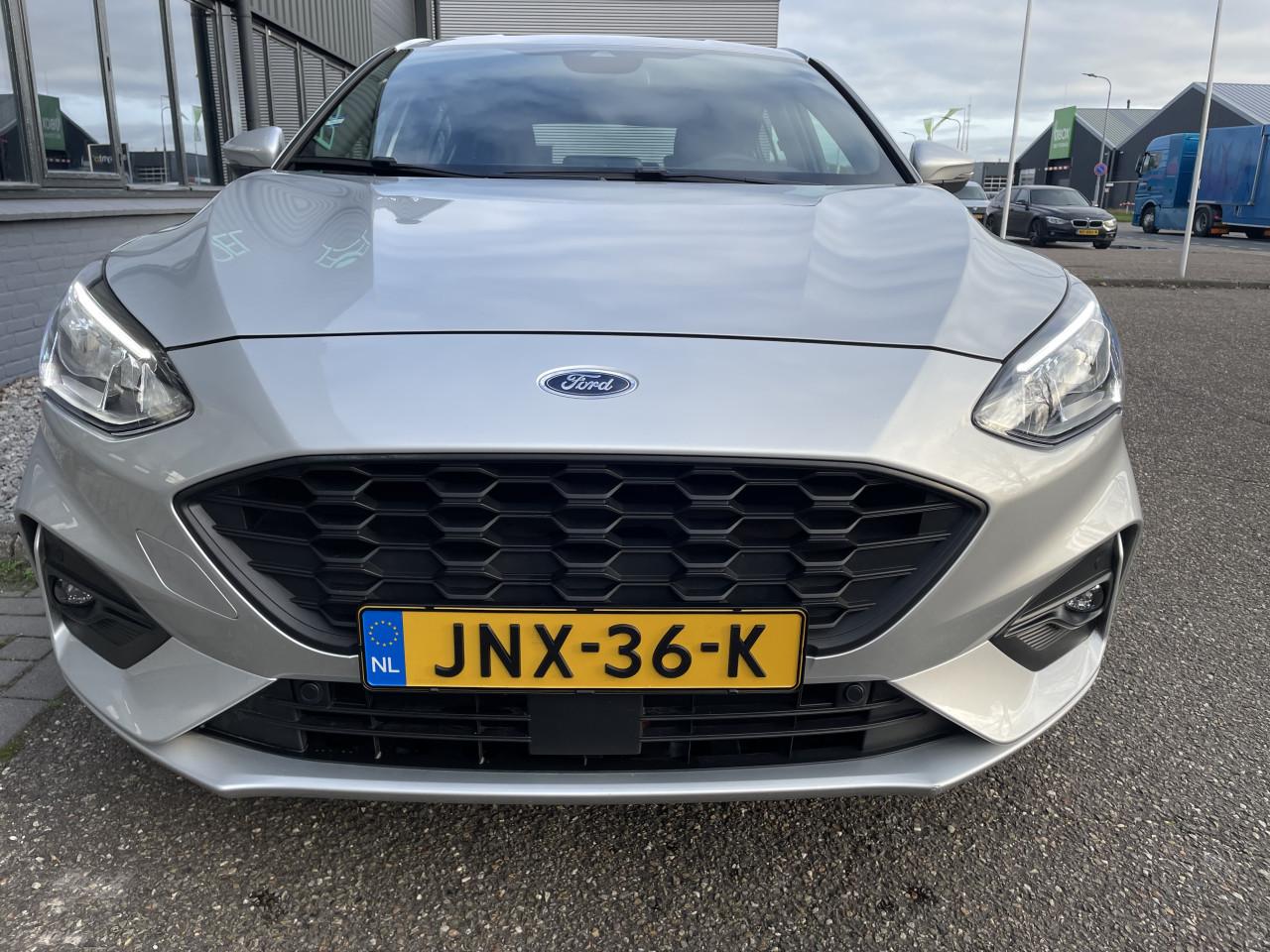 FORD FOCUS 1.0 ECOBOOST ST LINE