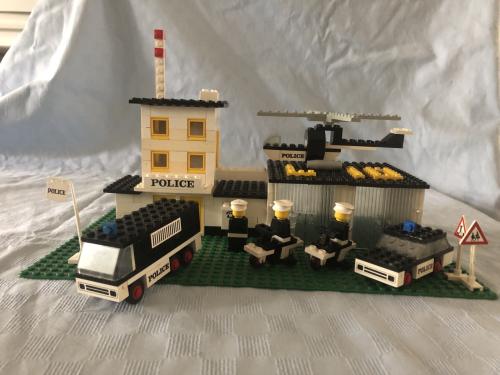 Lego vintage politiebureau