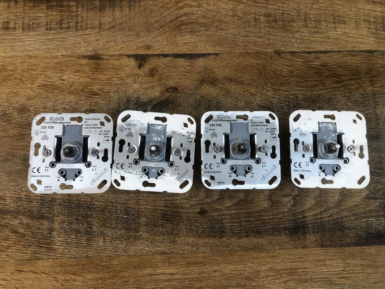 Gratis: trafo's en dimmers