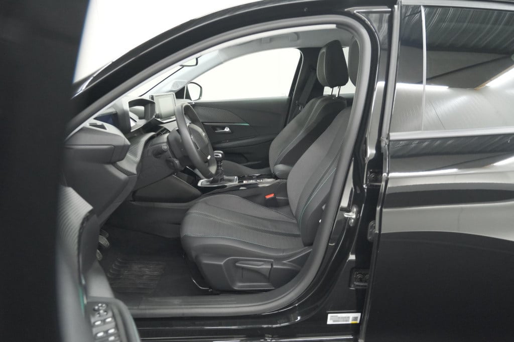 Peugeot 208 puretech 100 allure pack | camera | adaptieve cruise control | 