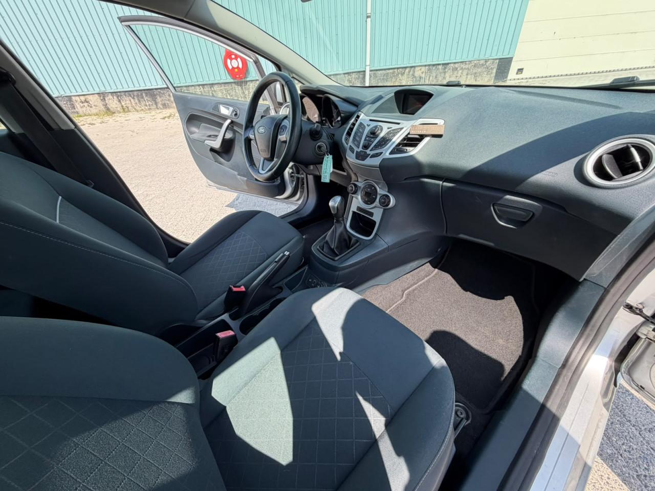 Ford Fiesta 1.25 Titanium 5 drs | Airco | CC | Trekhaak | Nw Distrib. riem