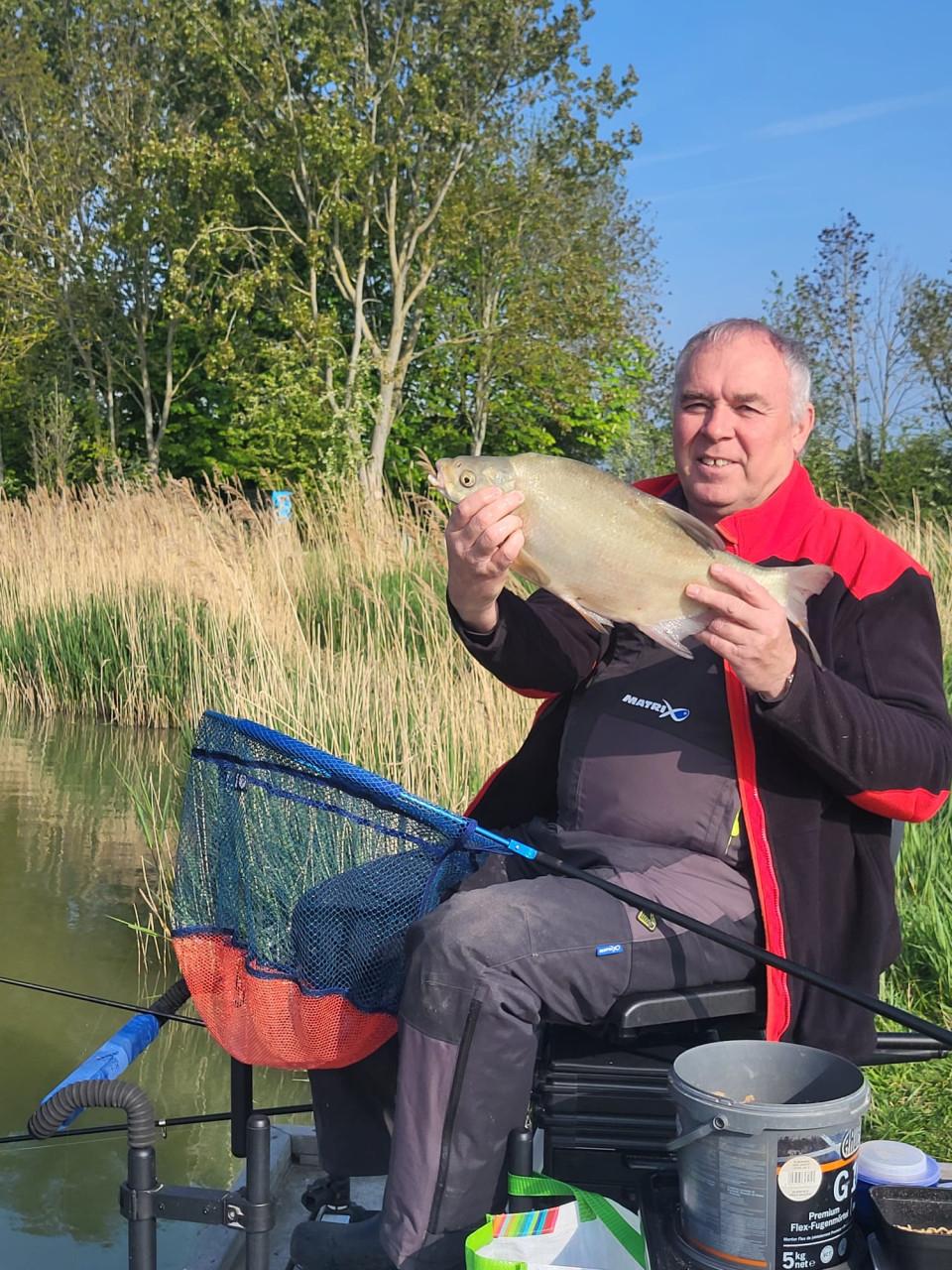 KOOPJE visvergunningen voor maar € 17,50 bij Karpervisserij Koudekerke