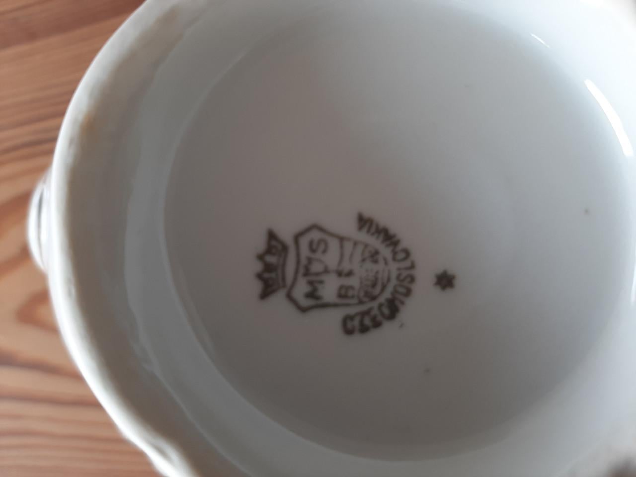 KOMPLEET - PORSELEINEN SERVIES