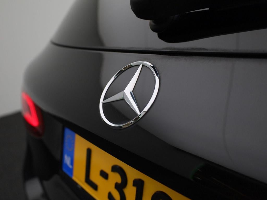 Mercedes-Benz Glc 300e 4matic business solution amg automaat | panorama dak