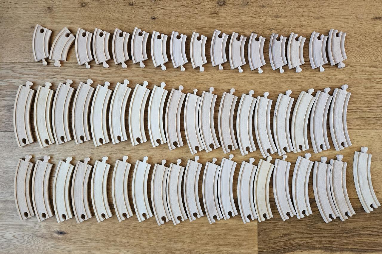 Houten treinbaan Brio en Eichhorn