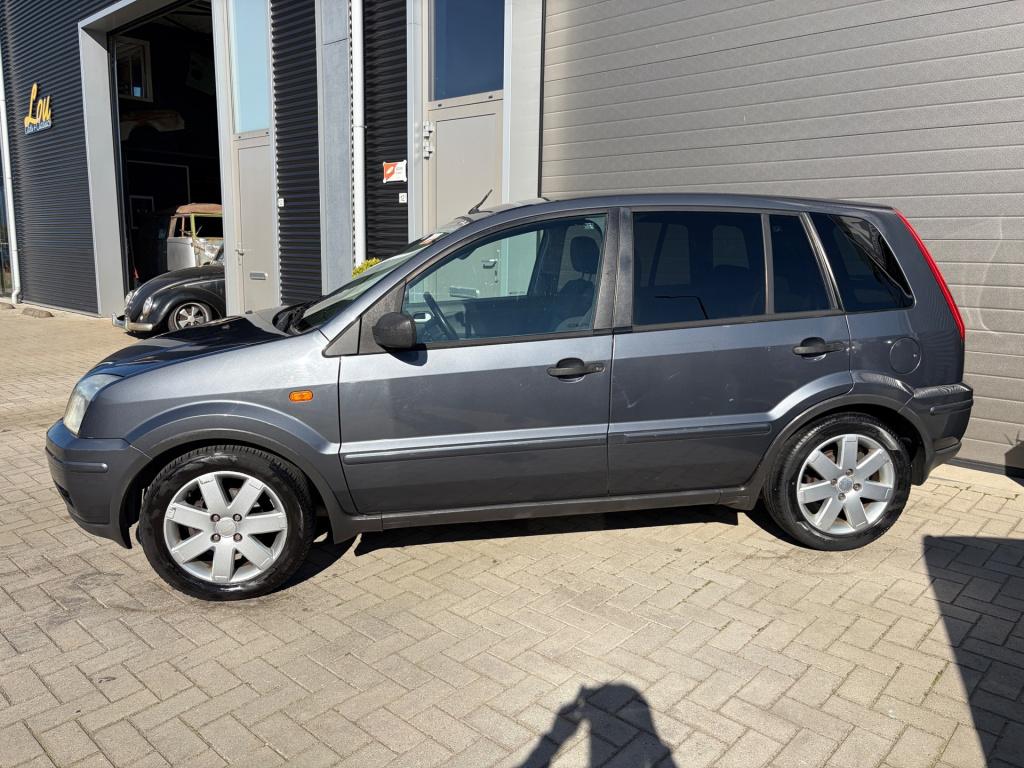 Ford Fusion 1.6-16v futura/174.000 nap/nwe koppeling/trekhaak/lichtmetaal/
