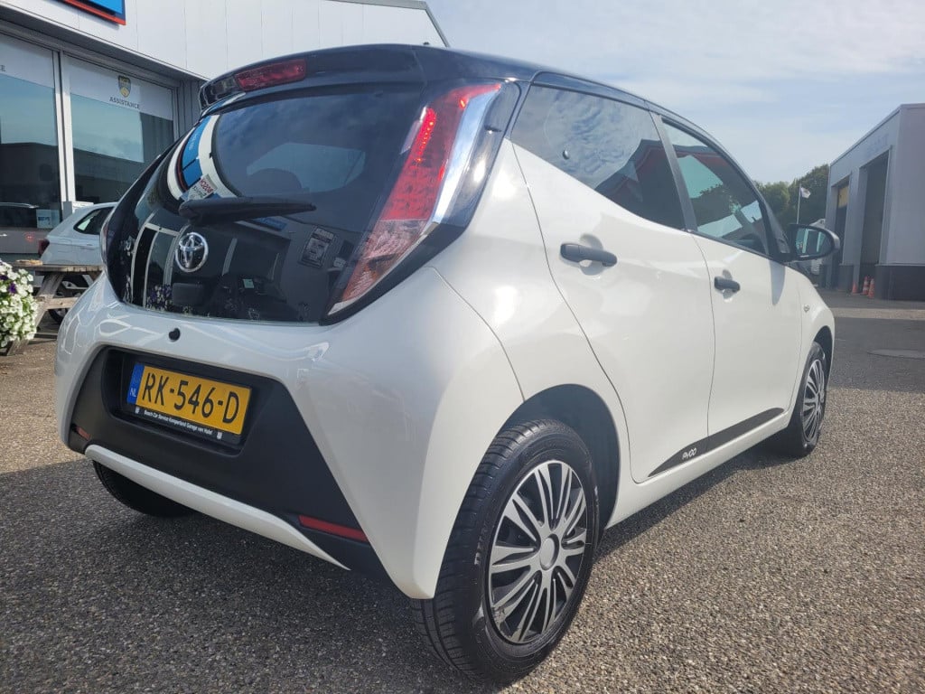 Toyota Aygo 1.0 vvt-i x-fun