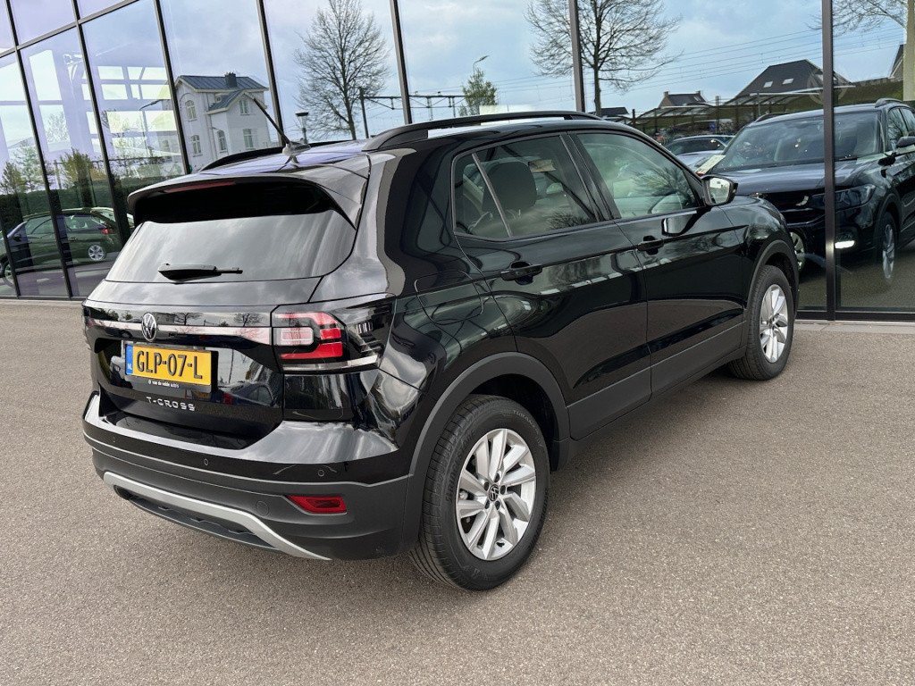 Volkswagen T-cross 1.0 tsi 110pk dsg life | carplay | adapt. cruise | rijkl