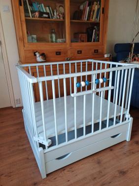 Kinderbox met opberglade