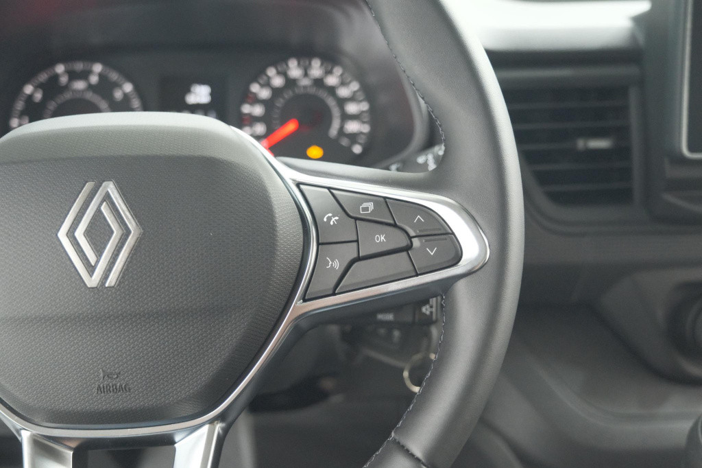 Renault Trafic 2.0 blue dci 130 t30 l2h1 advance | camera | apple carplay |