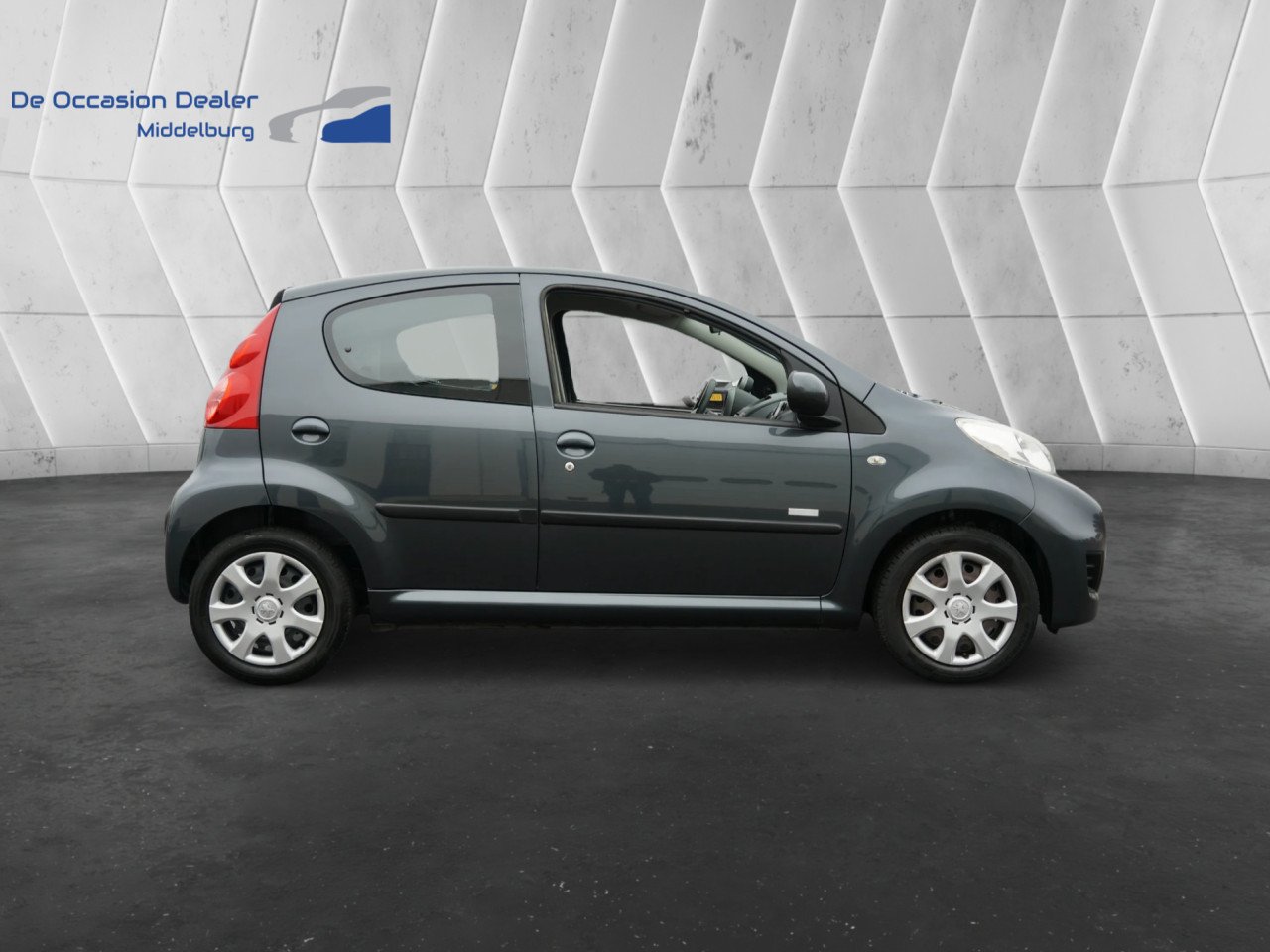 Peugeot 107 1.0-12V Millesim 200 rijklaar incl garantie