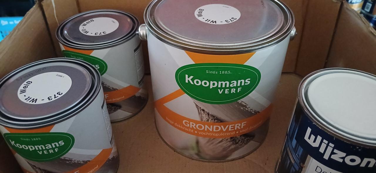 Diverse lakken en grondverf Drenth Fitex Flexa Rambo en Histor