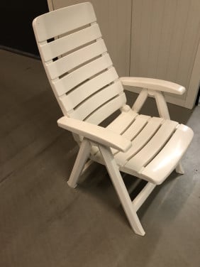 3 Hartmanstoelen + 1 nieuw kussen