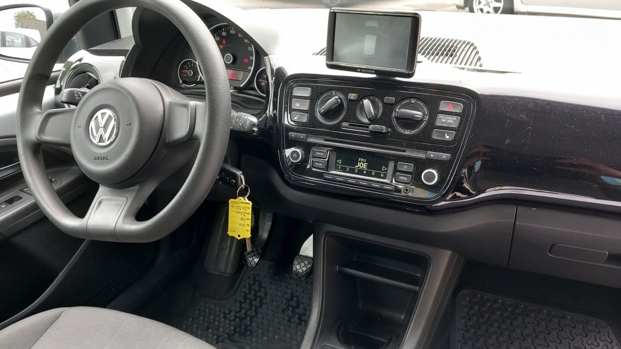 Volkswagen 1.0 Move Up!  3drs bj:2012 airco-navigatie i.z.g.st