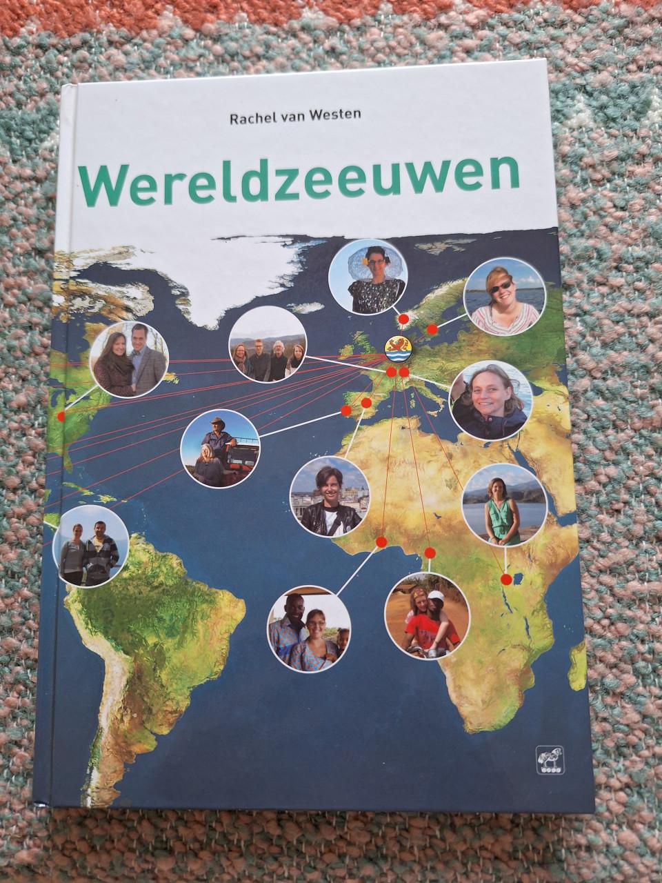 Boek wereldzeeuwen nieuwstaat