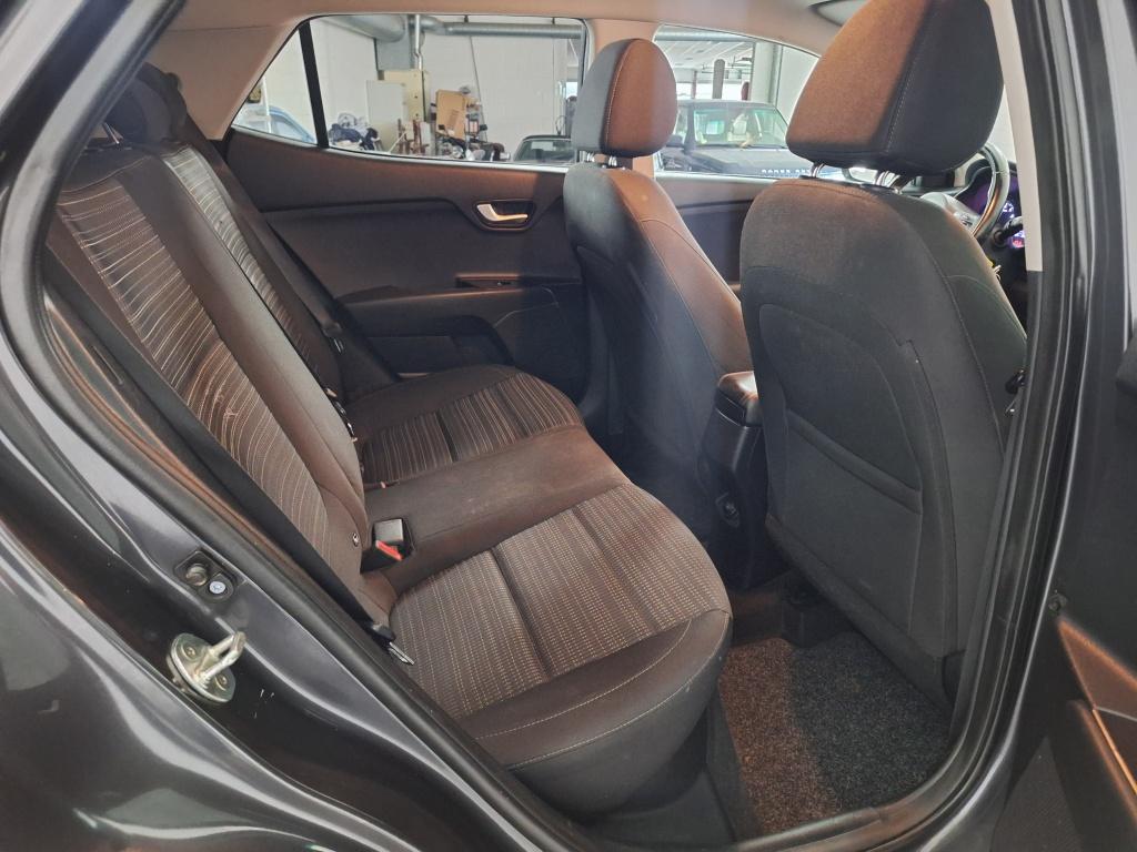 Kia Stonic 1.0 t-gdi dynamicline | climate control | cruise control |