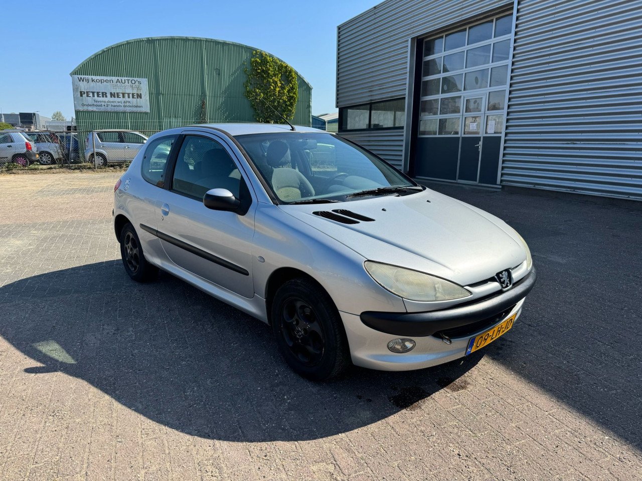 Peugeot 206 bj 2004 1200 euro