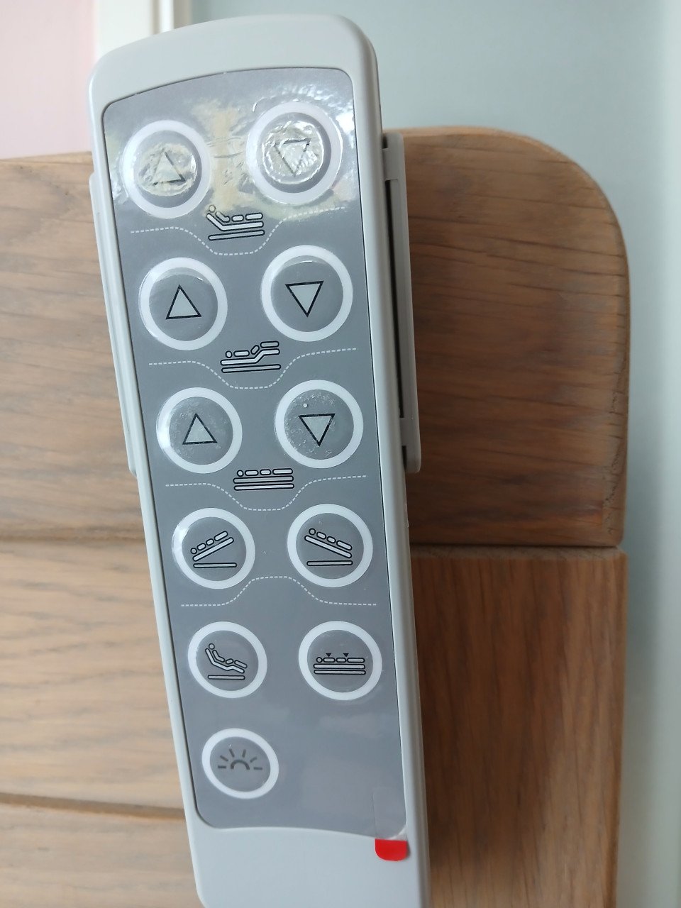Elektrisch verstelbaar 2 persoons bed.