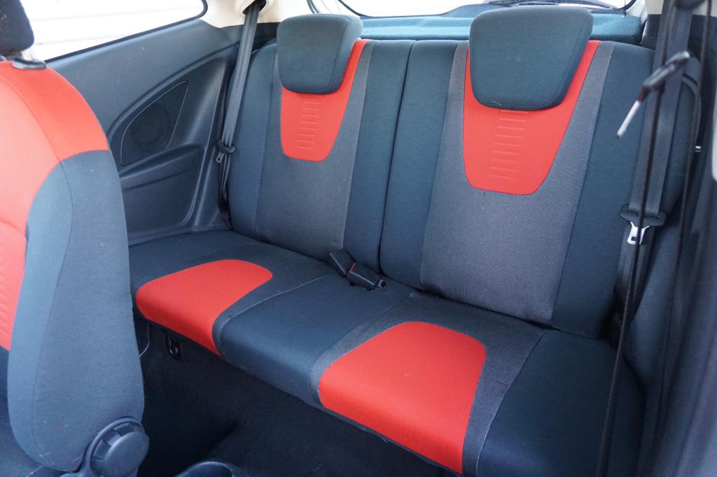 Ford KA 1.2 titanium airco / elektr. ramen / nap / apk t/m 18-11-2026