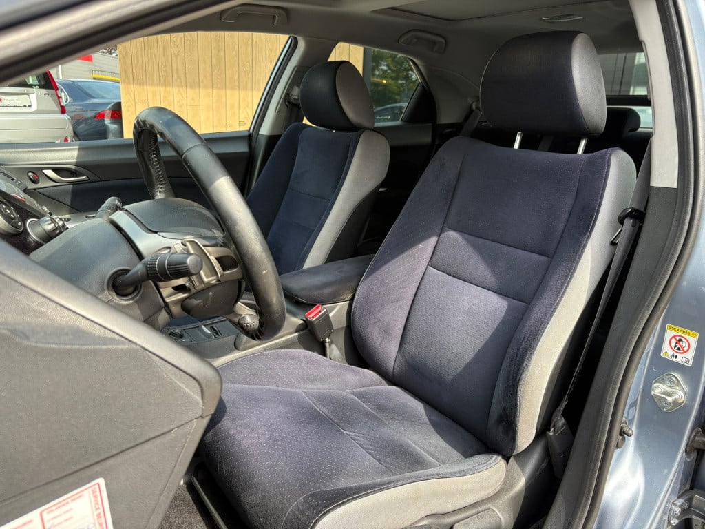 Honda Civic 1.8 executive