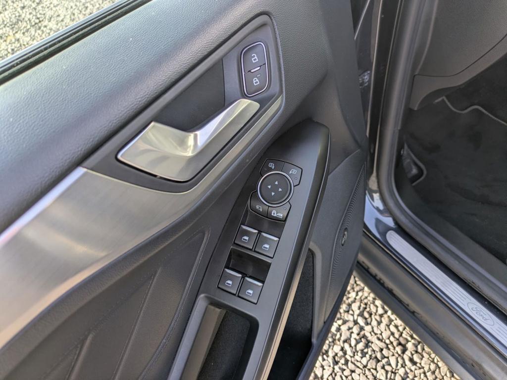 Ford Focus wagon 1.0 ecoboost hybrid titanium x business | 1e eigenaar! | c