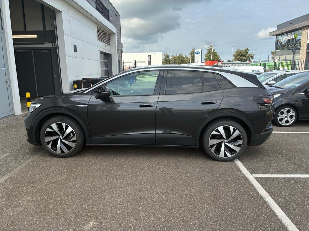 Volkswagen Id.4 first 77 kwh