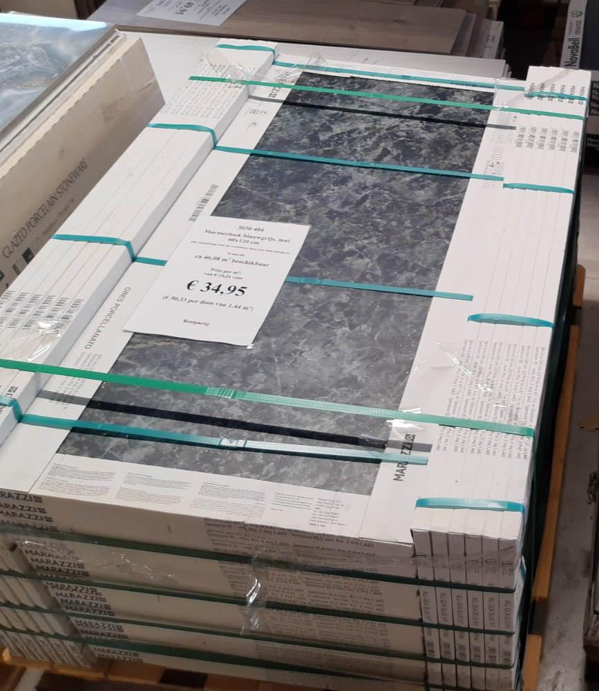 3030-404 Marmerlook tegels, donker blauwgrijs, 60x120 cm, van € 73,21 voor