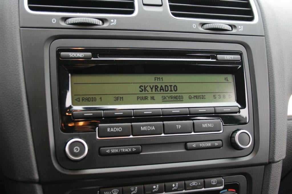 Volkswagen Golf 1.4 tsi highline / cruise / climate control / trekhaak