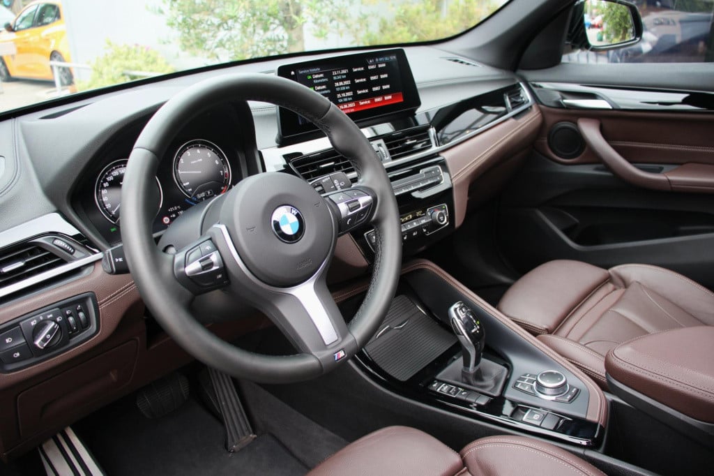 BMW X1 sdrive18i m sport - actieprijs €26.645,- t/m 20 augustus!
