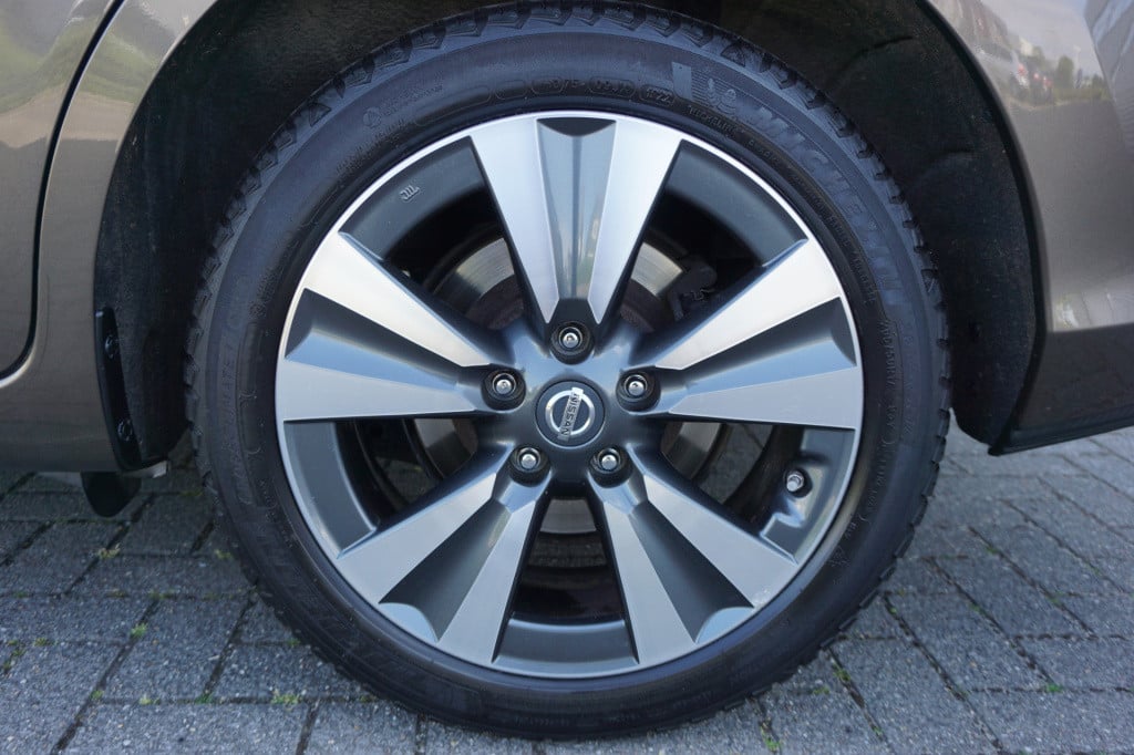 Nissan Pulsar 1.2 dig-t n-vision climate / navi / camera / parkeers. / crui